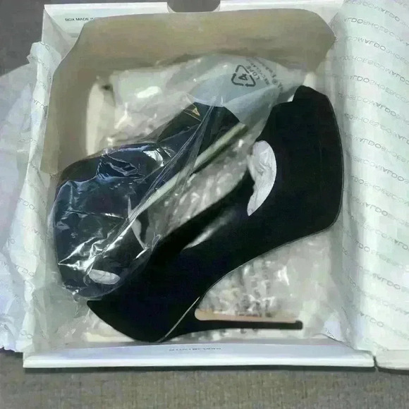 NWT Aldo suede  pump with open toe - Picture 4 of 7
